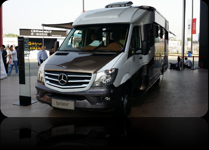 مقدمة في HP-RTM وعمليات صب الرطب للمركبات